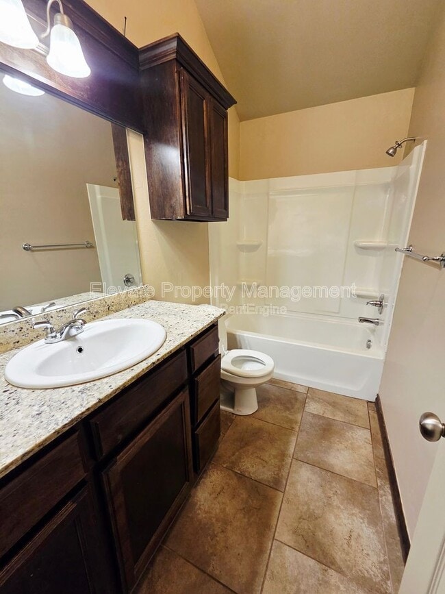 Building Photo - 2302 Kintyre Rd