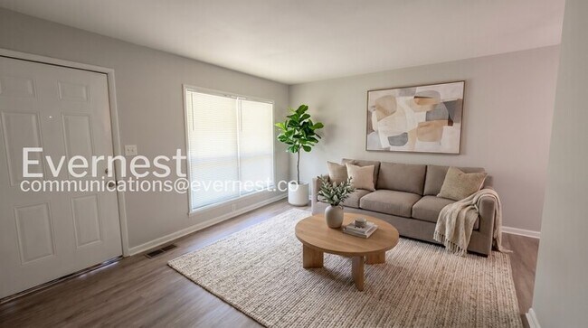 Building Photo - 1935 Lathrop St SE