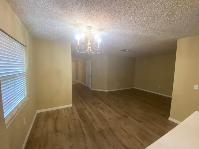 Building Photo - 5021 Ashford Falls Ln