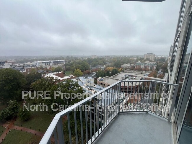 Building Photo - 210 N Church St