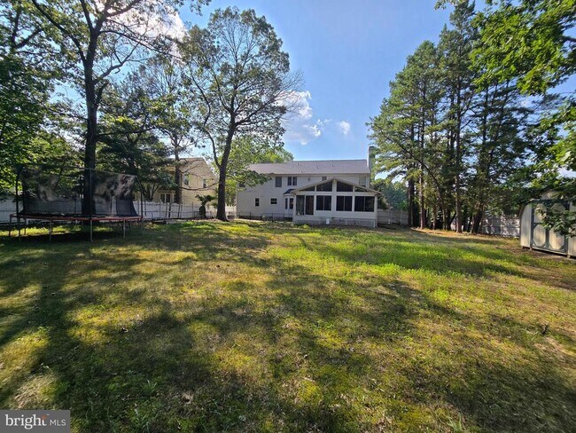 Building Photo - 1 Radcliff Ct