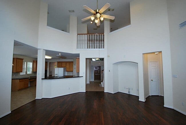 Building Photo - 9106 Memorial Pines Way