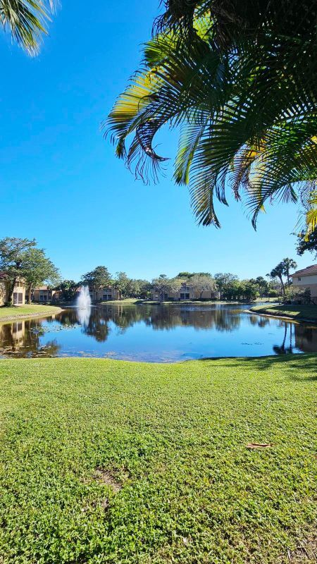 Building Photo - 4823 Via Palm Lakes