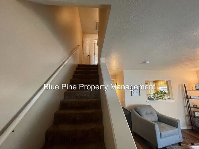 Building Photo - 577 Legacy Ln