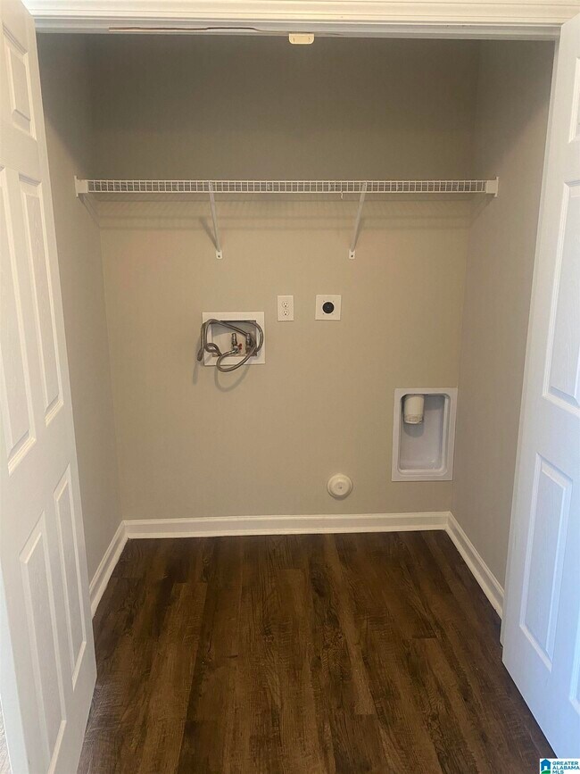 Building Photo - 9141 Cotton Field Cir