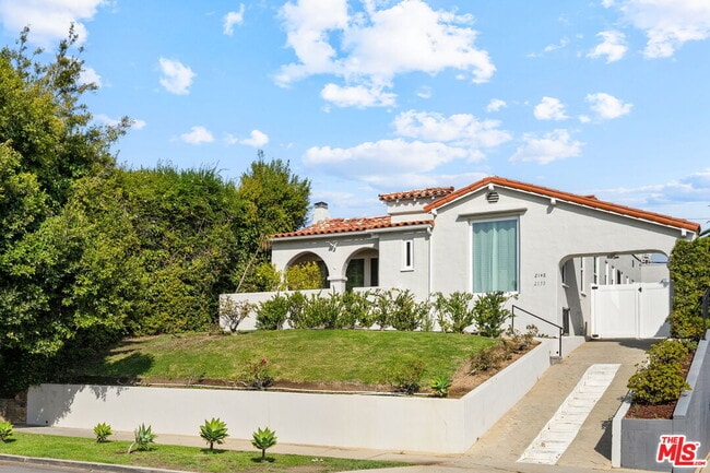 Primary Photo - 2148 Prosser Ave