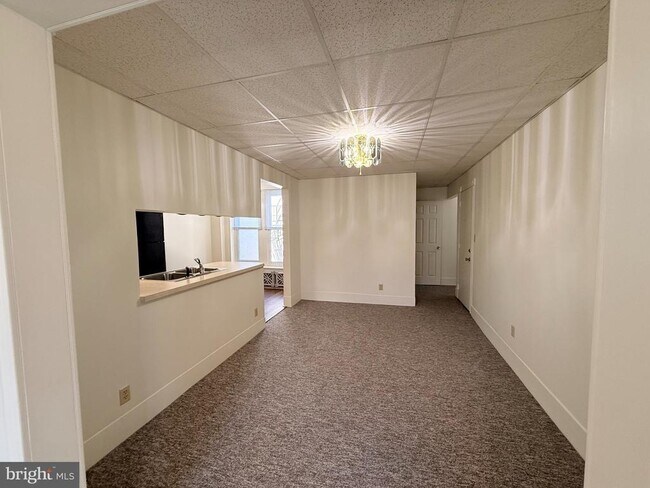 Building Photo - 49 S Fourth St