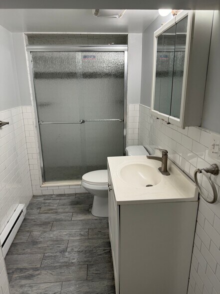 Building Photo - 288 2nd Ave W
