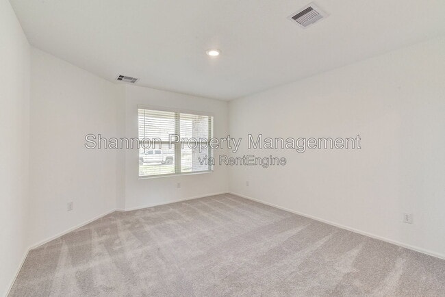 Building Photo - 7418 Clover Chase Dr