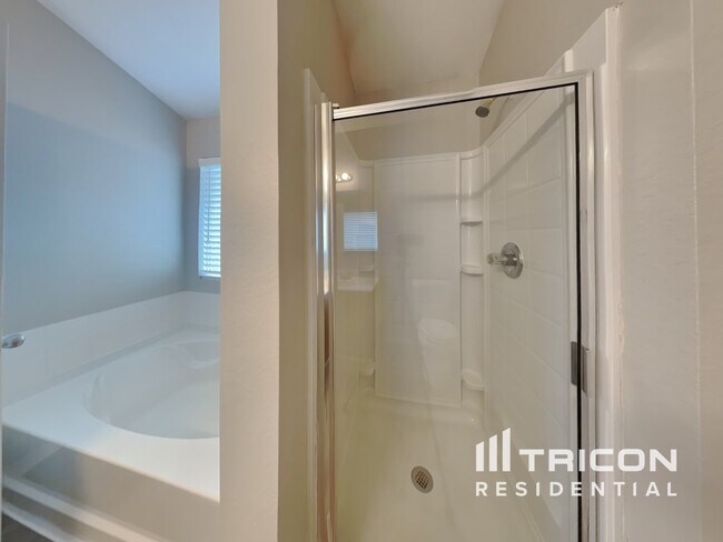 Building Photo - 4128 Whisper Point