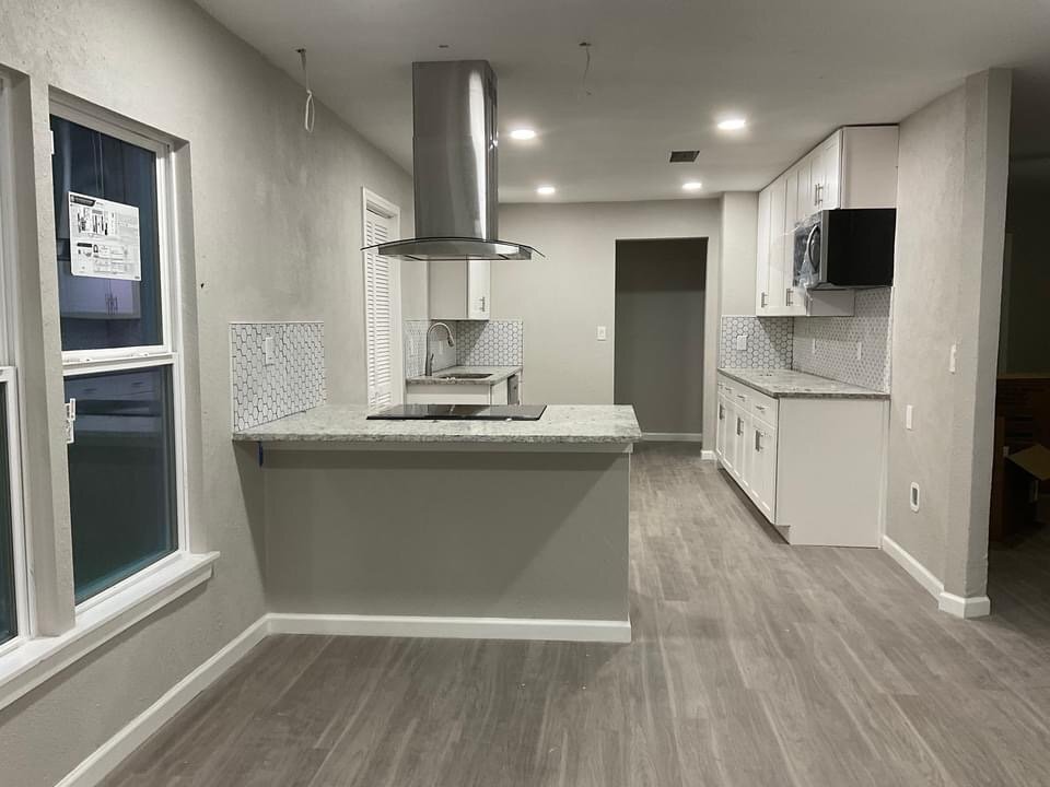 Building Photo - 4601 Harwen Terrace