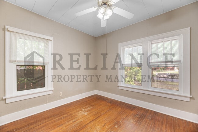 Building Photo - 607 N Lorraine Ave