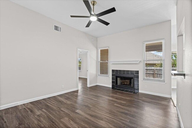 Building Photo - 1104 Winecup Ct