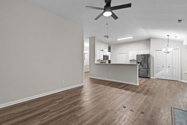 Building Photo - Burbage Grant 4 bedrooms- Ready Now!