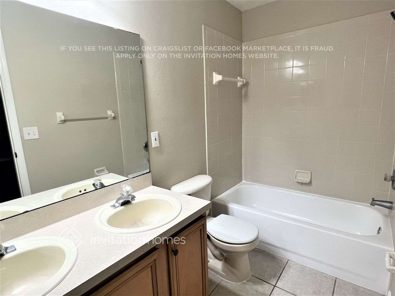 Building Photo - 264 Tavestock Loop