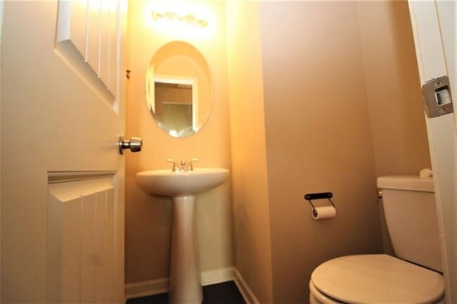 Building Photo - 316 Alcovy Way