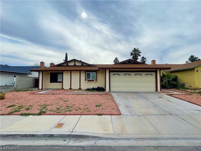 Primary Photo - 6405 W Roy Rogers Dr