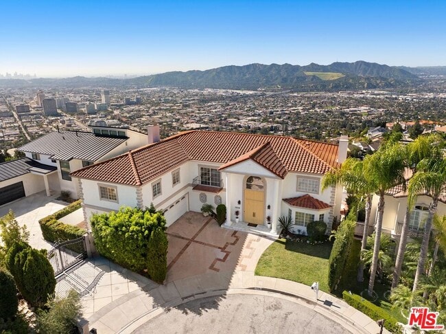 Building Photo - 1916 Rams Horn Ct