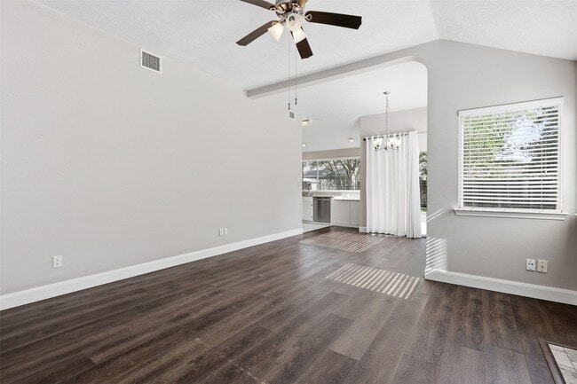 Building Photo - 8518 Pool Creek Dr