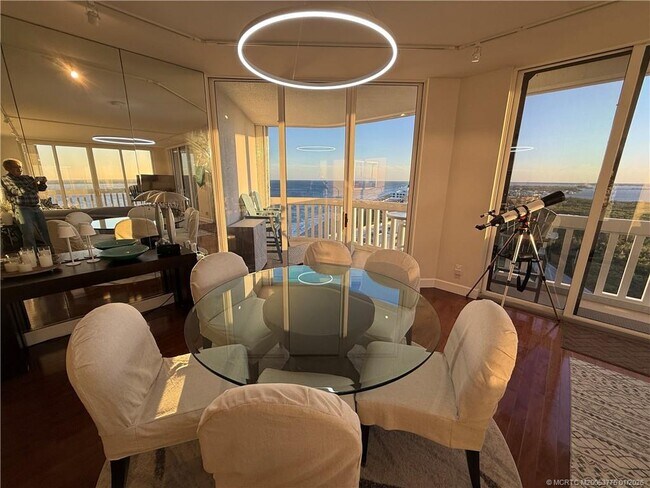 Building Photo - 9960 S Ocean Dr