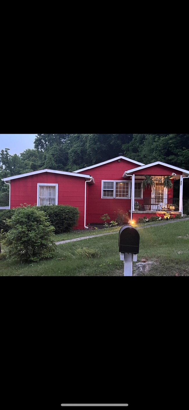 Primary Photo - 490 Idaho Springs Rd