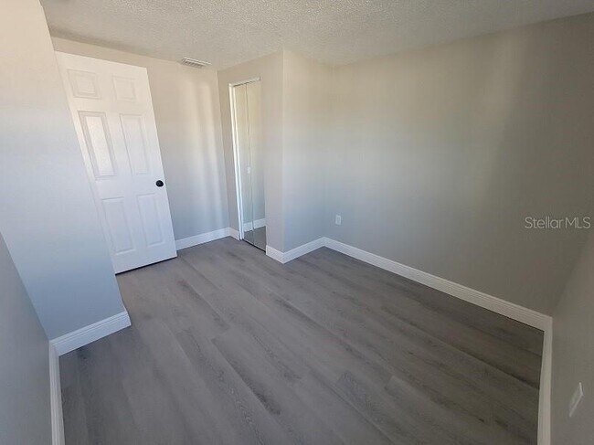 Building Photo - 6935 Alta Vista St