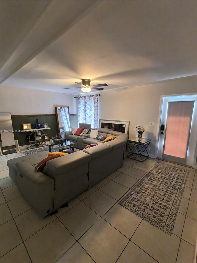 Building Photo - 7809 NW 67th Ave