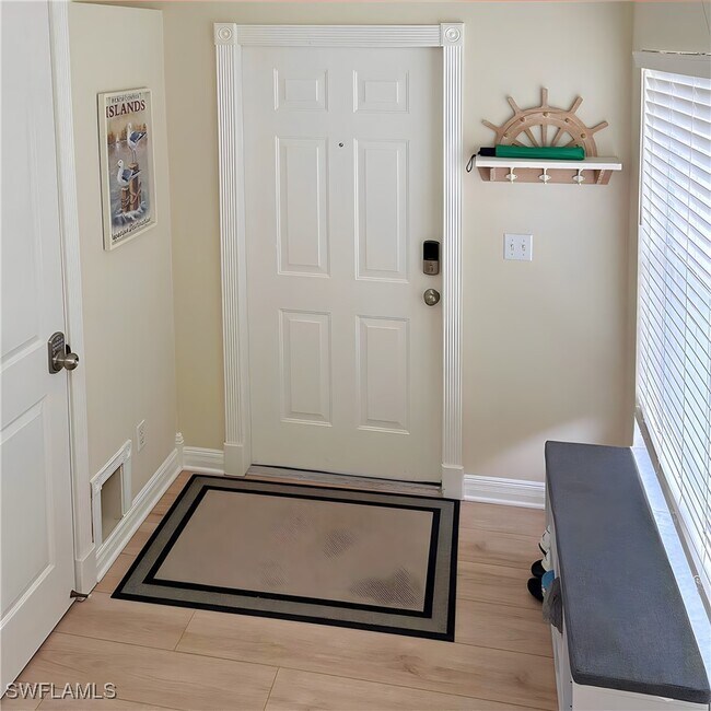 Building Photo - 5035 Cedar Springs Dr