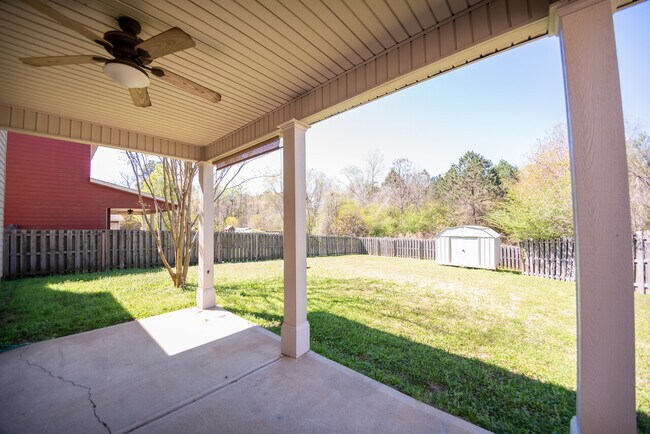 Building Photo - 8217 Lantern Ct