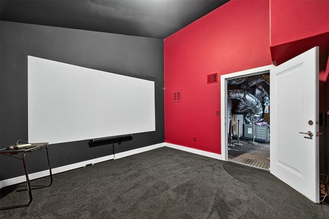 Building Photo - 1603 Holly St
