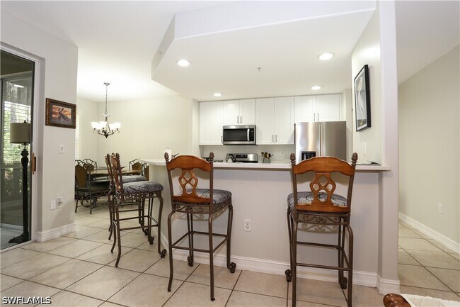 Building Photo - 1710 Tarpon Bay Dr S