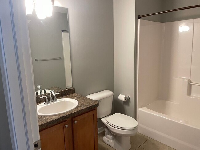 Building Photo - Located in the Detroit-Shoreway Area