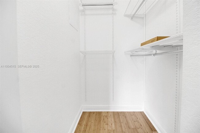 Building Photo - 3204 Bird Ave