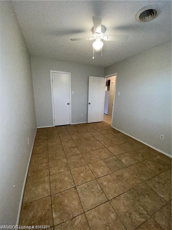 Building Photo - 2808 Grinnell Ave