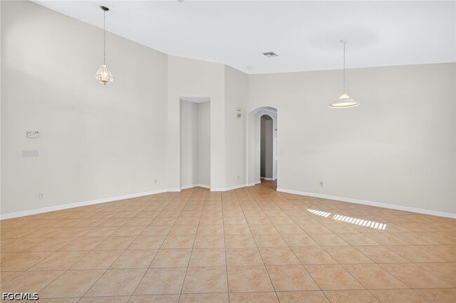 Building Photo - 8369 Sumner Ave