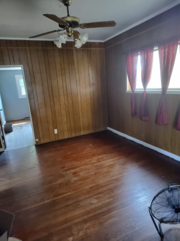 Building Photo - 1232 Oak Grove Ave