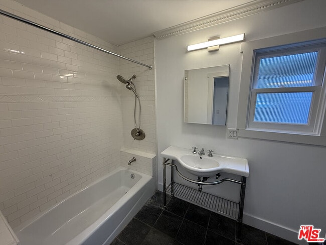 Building Photo - 2234 Laurel Canyon Blvd