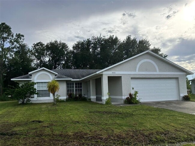 Building Photo - 1021 Embrun Ct