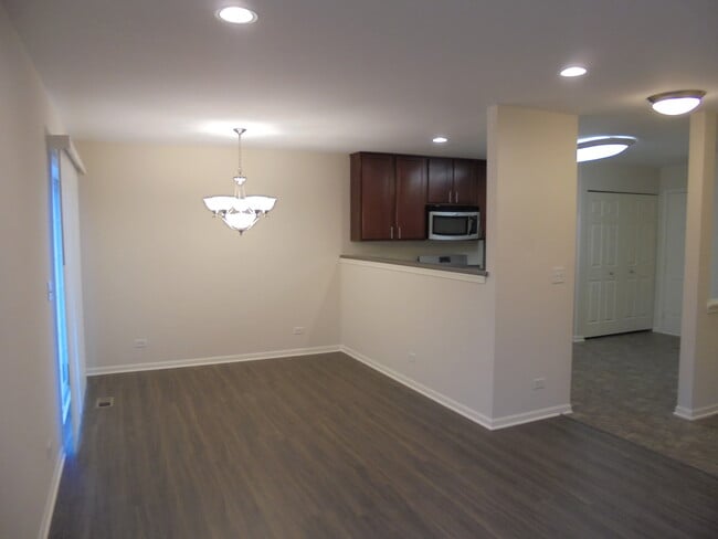 Building Photo - 32454 Rushmore Ave