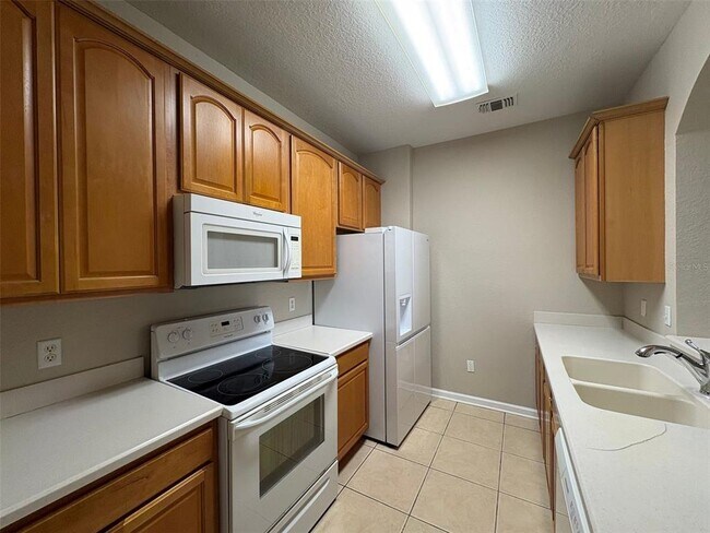 Building Photo - 3314 Robert Trent Jones Dr
