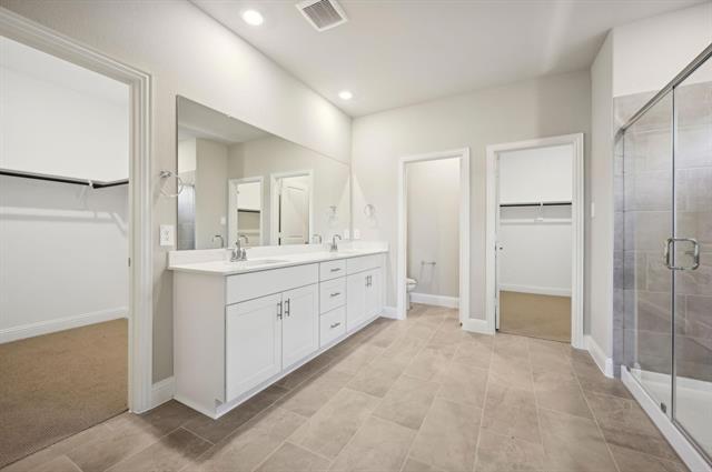 Building Photo - 415 Midnight Oak Dr