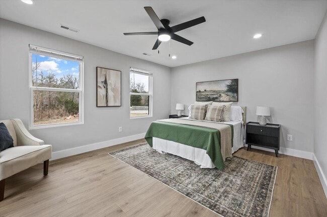 Building Photo - 8302 Lobelia Ln