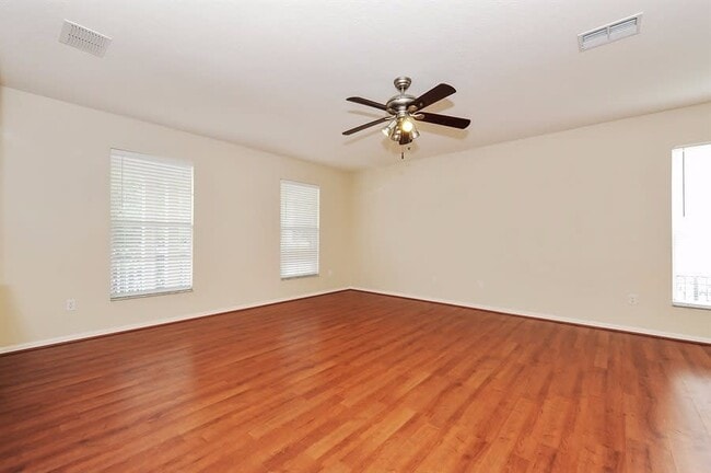 Building Photo - 5901 Grand Loneoak Ln