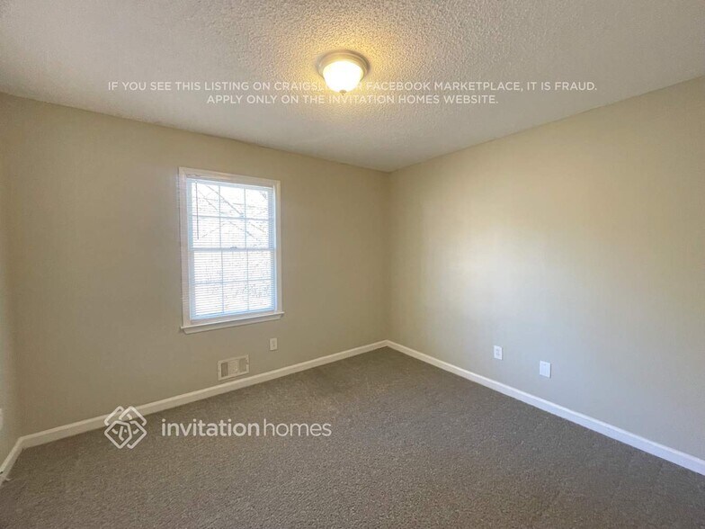 Building Photo - 360 Davis Mill Dr