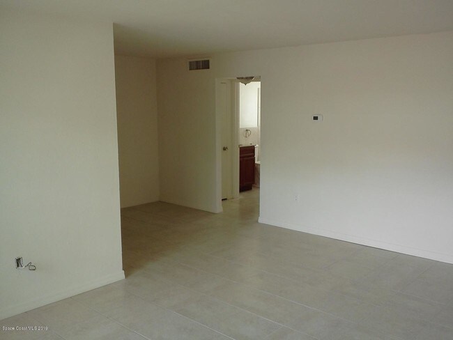 Building Photo - 1440 Parkway Dr