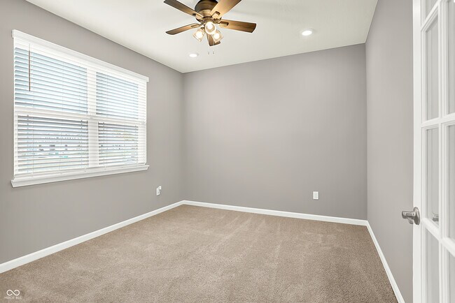 Building Photo - 2792 Maricopa Blvd