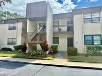 Building Photo - 2400 Winding Creek Blvd