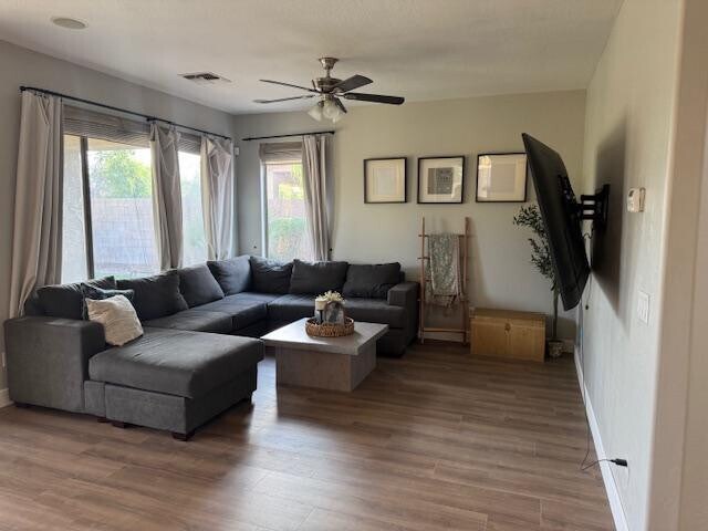 Building Photo - 4075 E Oxford Ln