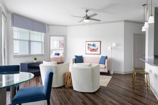 Building Photo - The Slate