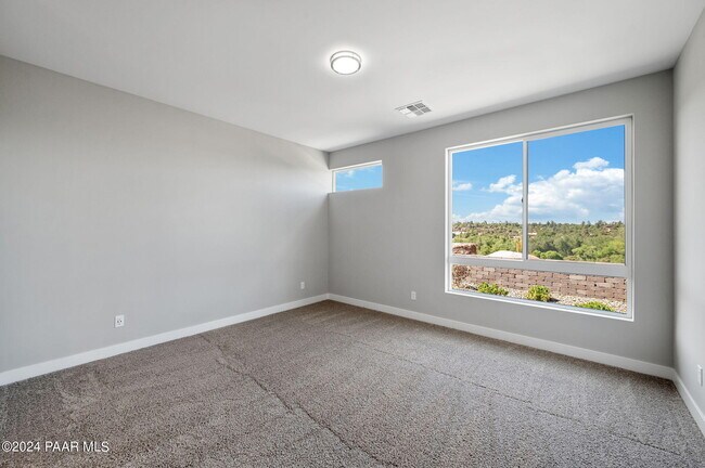 Building Photo - 1316 Rockwood Dr